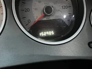2009 Volkswagen Routan SE