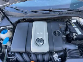 2005 Volkswagen Jetta 2.5 PZEV
