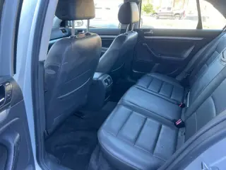 2005 Volkswagen Jetta 2.5 PZEV