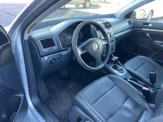 2005 Volkswagen Jetta 2.5 PZEV