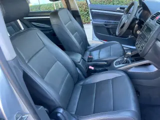 2005 Volkswagen Jetta 2.5 PZEV