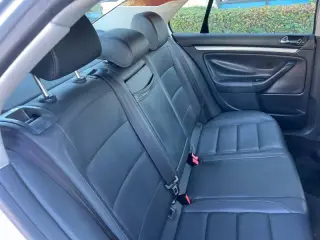 2005 Volkswagen Jetta 2.5 PZEV
