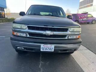 2004 Chevrolet Tahoe LS