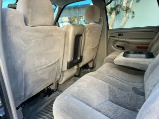 2004 Chevrolet Tahoe LS