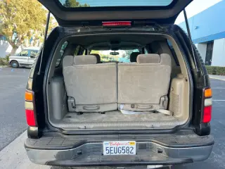 2004 Chevrolet Tahoe LS