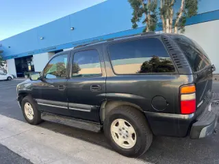 2004 Chevrolet Tahoe LS