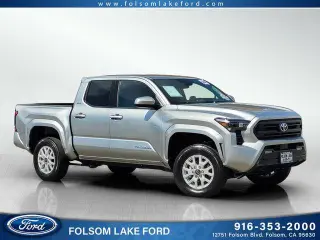 Toyota Tacoma 2024 4x4 SR5 4dr Double Cab 5.0 ft SB