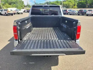 Toyota Tacoma 2024 4x4 SR5 4dr Double Cab 5.0 ft SB