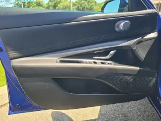 Hyundai ELANTRA 2022 Limited 4dr Sedan