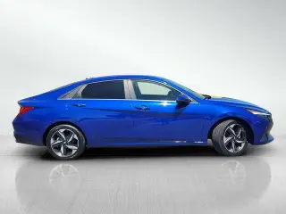 Hyundai ELANTRA 2022 Limited 4dr Sedan