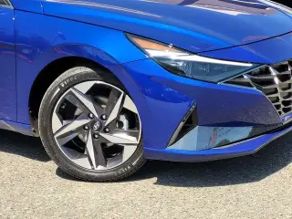 Hyundai ELANTRA 2022 Limited 4dr Sedan