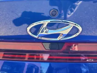 Hyundai ELANTRA 2022 Limited 4dr Sedan