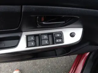 2015 Subaru Impreza 2.0i