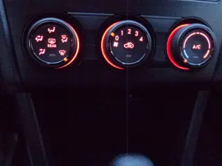 2013 Subaru Impreza 2.0i Premium