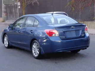 2013 Subaru Impreza 2.0i Premium