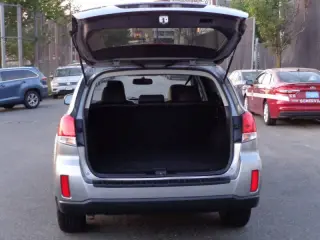 2011 Subaru Outback 2.5i Limited