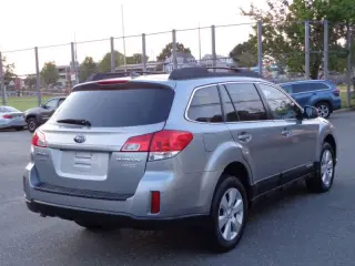 2011 Subaru Outback 2.5i Limited