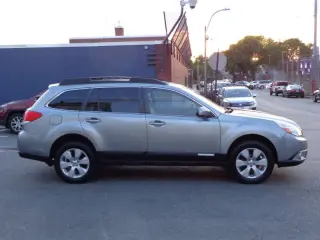 2011 Subaru Outback 2.5i Limited