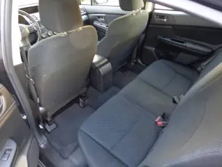 2013 Subaru Impreza 2.0i Premium