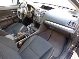 2013 Subaru Impreza 2.0i Premium