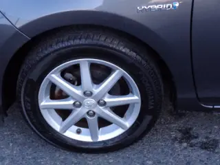 2015 Toyota Prius c Four