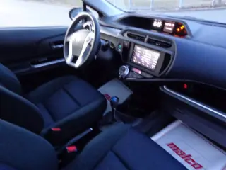 2015 Toyota Prius c Four