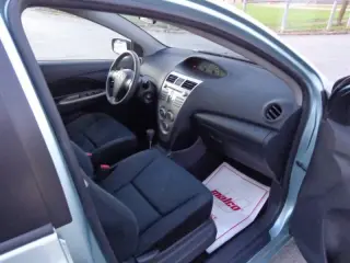 2010 Toyota Yaris