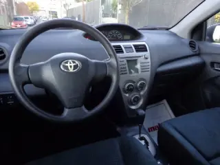 2010 Toyota Yaris