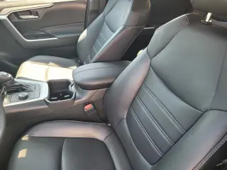Toyota RAV4 Hybrid 2024 AWD XLE Premium 4dr SUV