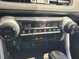 Toyota RAV4 Hybrid 2024 AWD XLE Premium 4dr SUV
