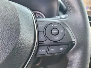Toyota RAV4 Hybrid 2024 AWD XLE Premium 4dr SUV