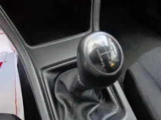 2013 Subaru Impreza 2.0i Premium
