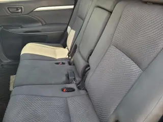 Toyota Highlander 2019 AWD LE 4dr SUV