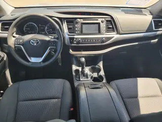 Toyota Highlander 2019 AWD LE 4dr SUV