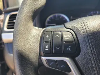 Toyota Highlander 2019 AWD LE 4dr SUV