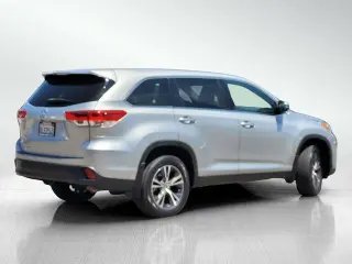 Toyota Highlander 2019 AWD LE 4dr SUV