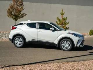 2020 Toyota C-HR LE
