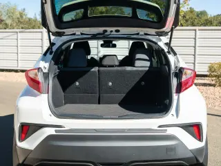 2020 Toyota C-HR LE