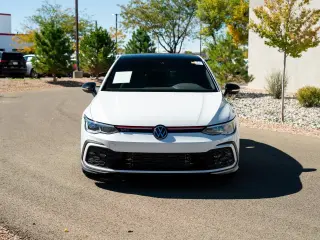 2024 Volkswagen Golf GTI 380 SE