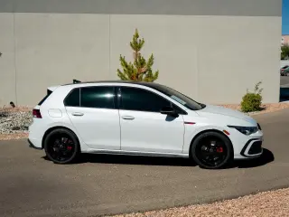 2024 Volkswagen Golf GTI 380 SE