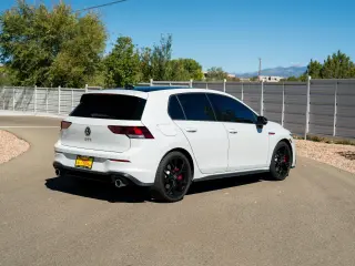 2024 Volkswagen Golf GTI 380 SE