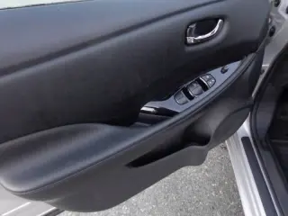 2017 Nissan LEAF SL