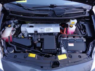 2013 Toyota Prius Three