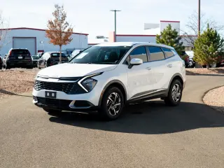 2023 Kia Sportage Hybrid LX