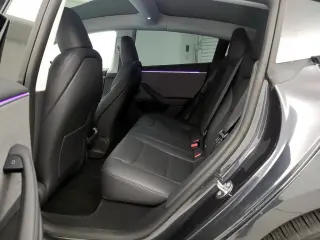 Tesla Model 3 2025 de Largo Alcance 4 puertas Fastback