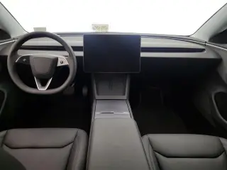 Tesla Model 3 2025 de Largo Alcance 4 puertas Fastback