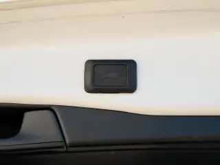 2019 Toyota RAV4 Hybrid XSE