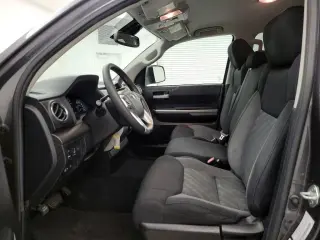 Toyota Tundra 2021 4x2 SR5 4dr Doble Cabina Pickup SB