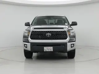 Toyota Tundra 2021 4x2 SR5 4dr Doble Cabina Pickup SB