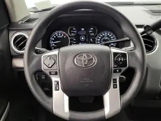 Toyota Tundra 2021 4x2 SR5 4dr Doble Cabina Pickup SB